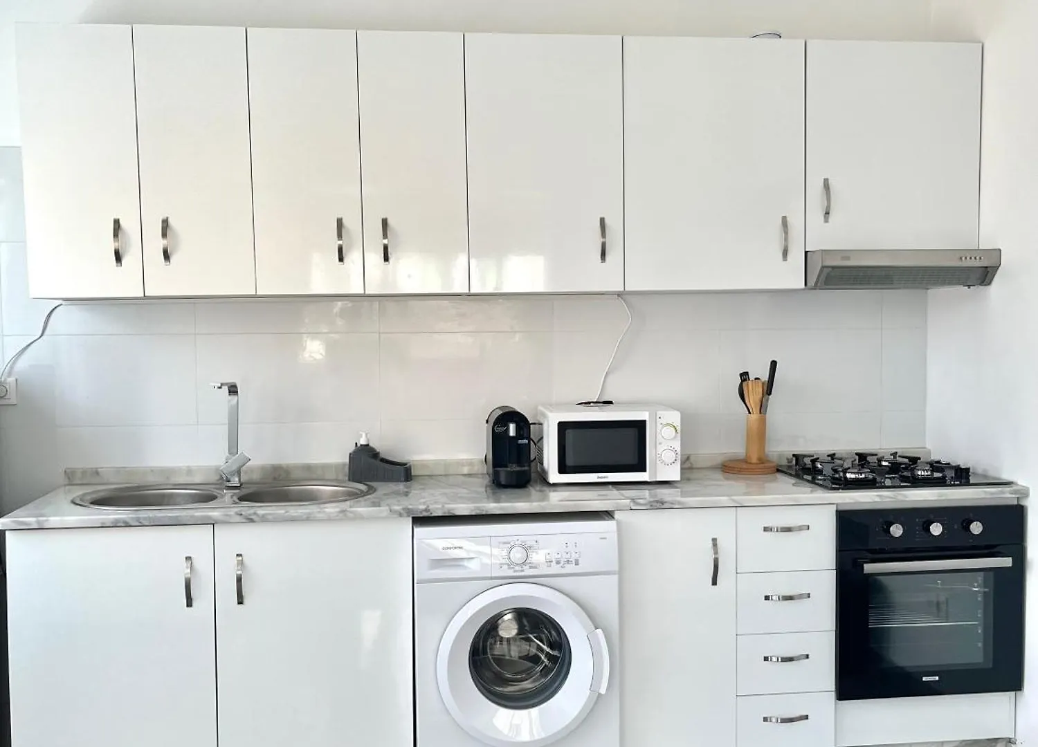 Sea View & Balcony Modern Apartment In Pedra Badejo רפובליקת כף ורדה